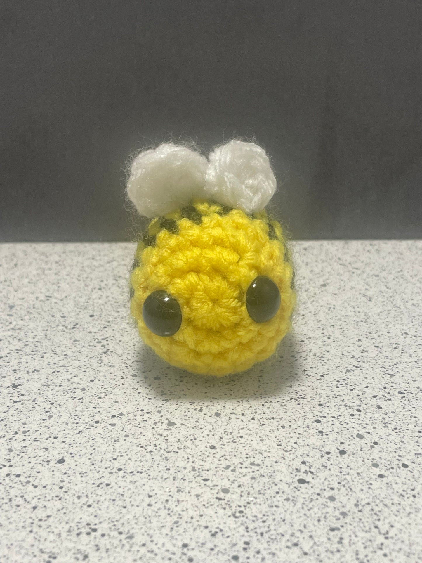 Mini bee